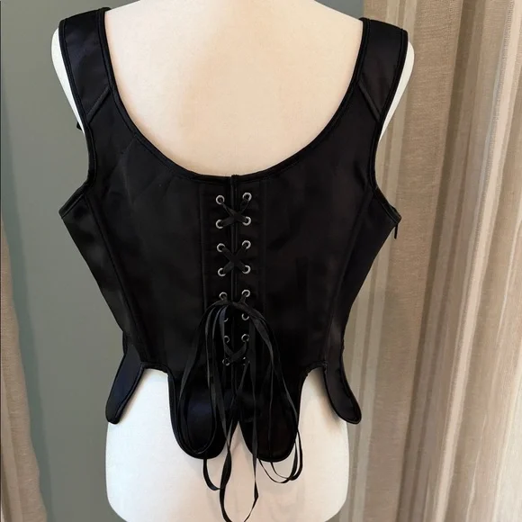 Scarlet Darkness Satin Black Corset Top, Size 16 NWT - Picture 4 of 13